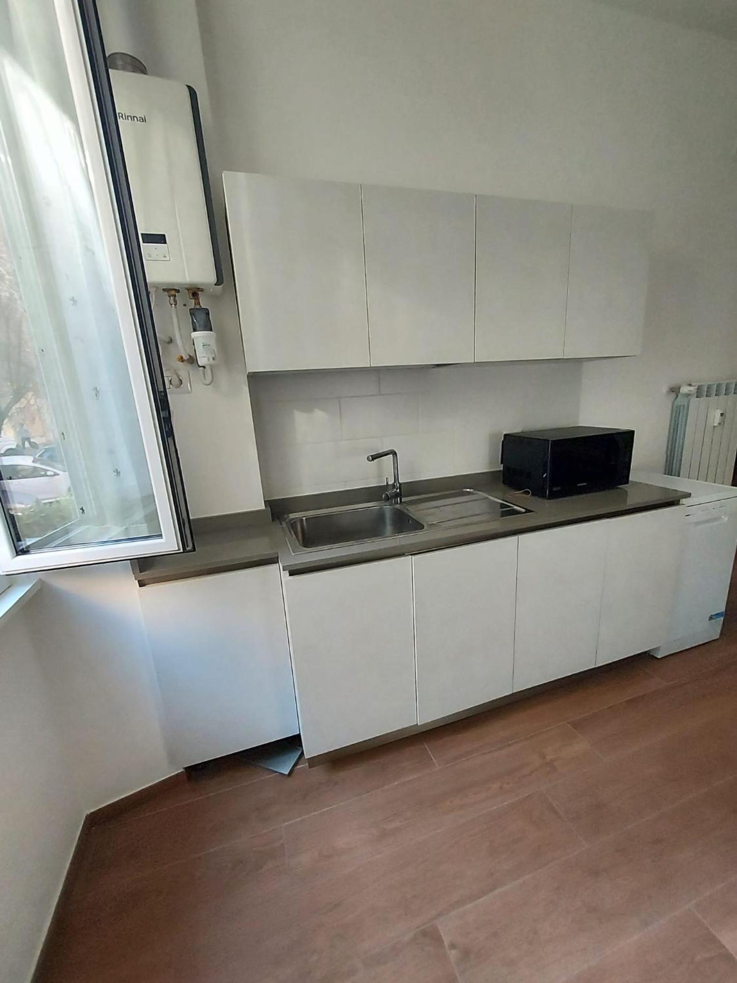 Carol House Piazza Bologna Apartment *