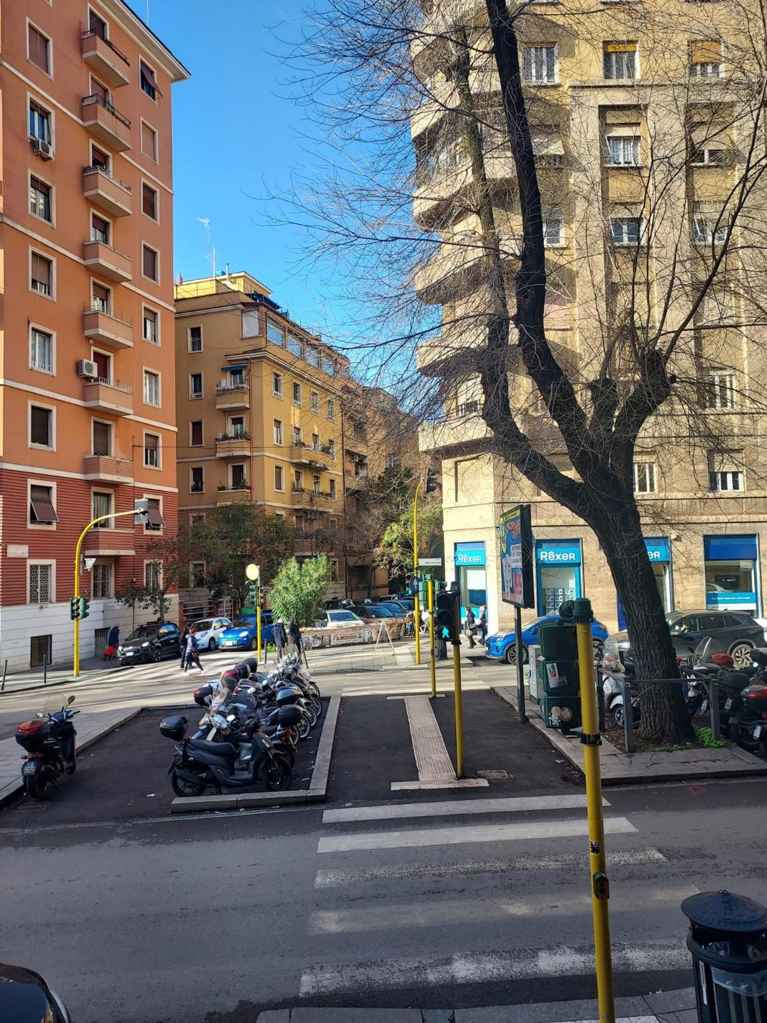 Apartment Carol House Piazza Bologna Rom